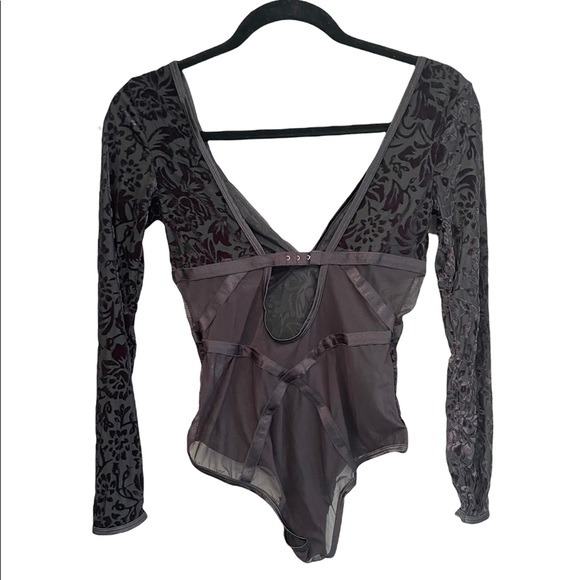 Frederick’s of Hollywood x Megan Fox Lily Alexis Burnout Velvet Bodysuit - Picture 3 of 7